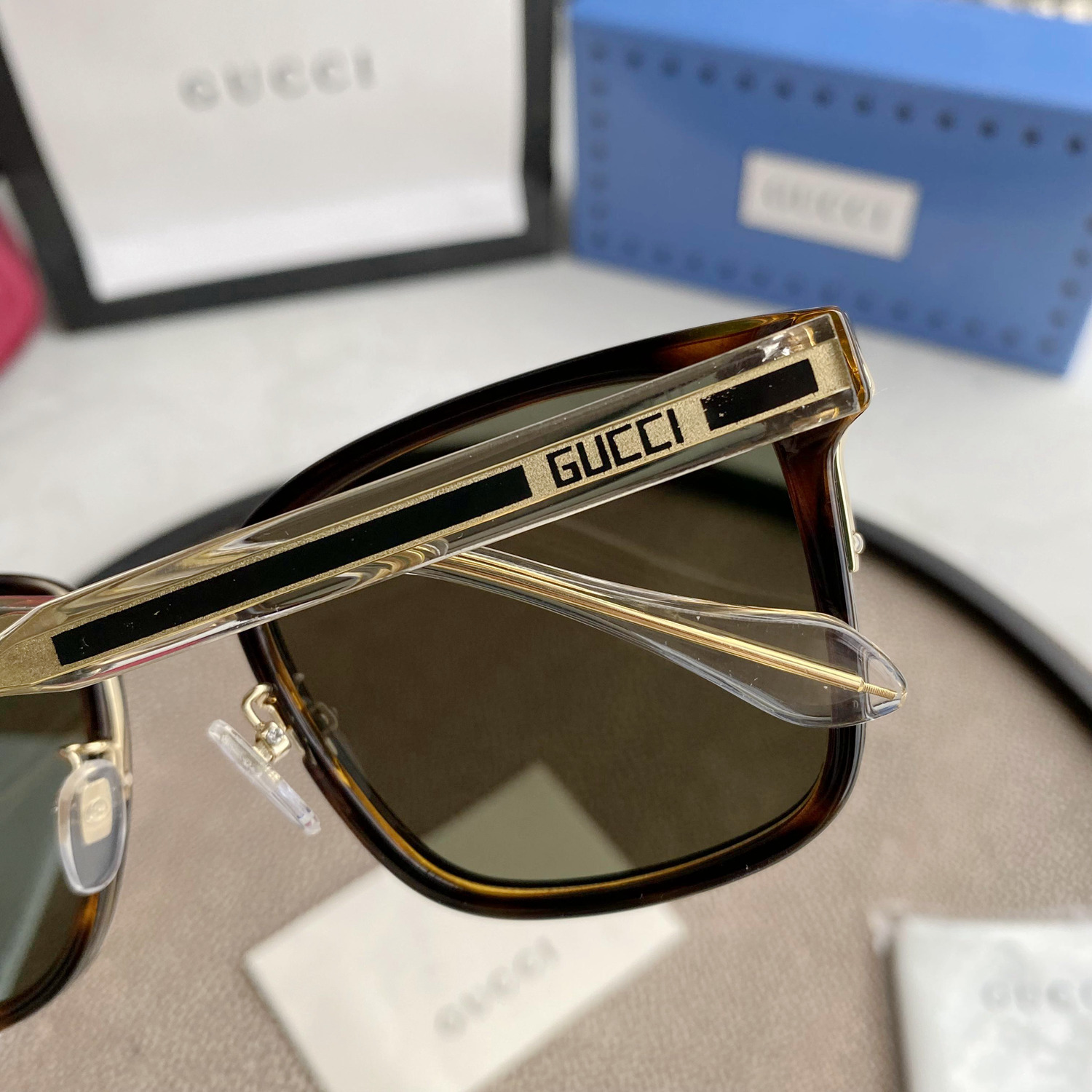 Gvc*1 Eyewear square tinted sunglasses