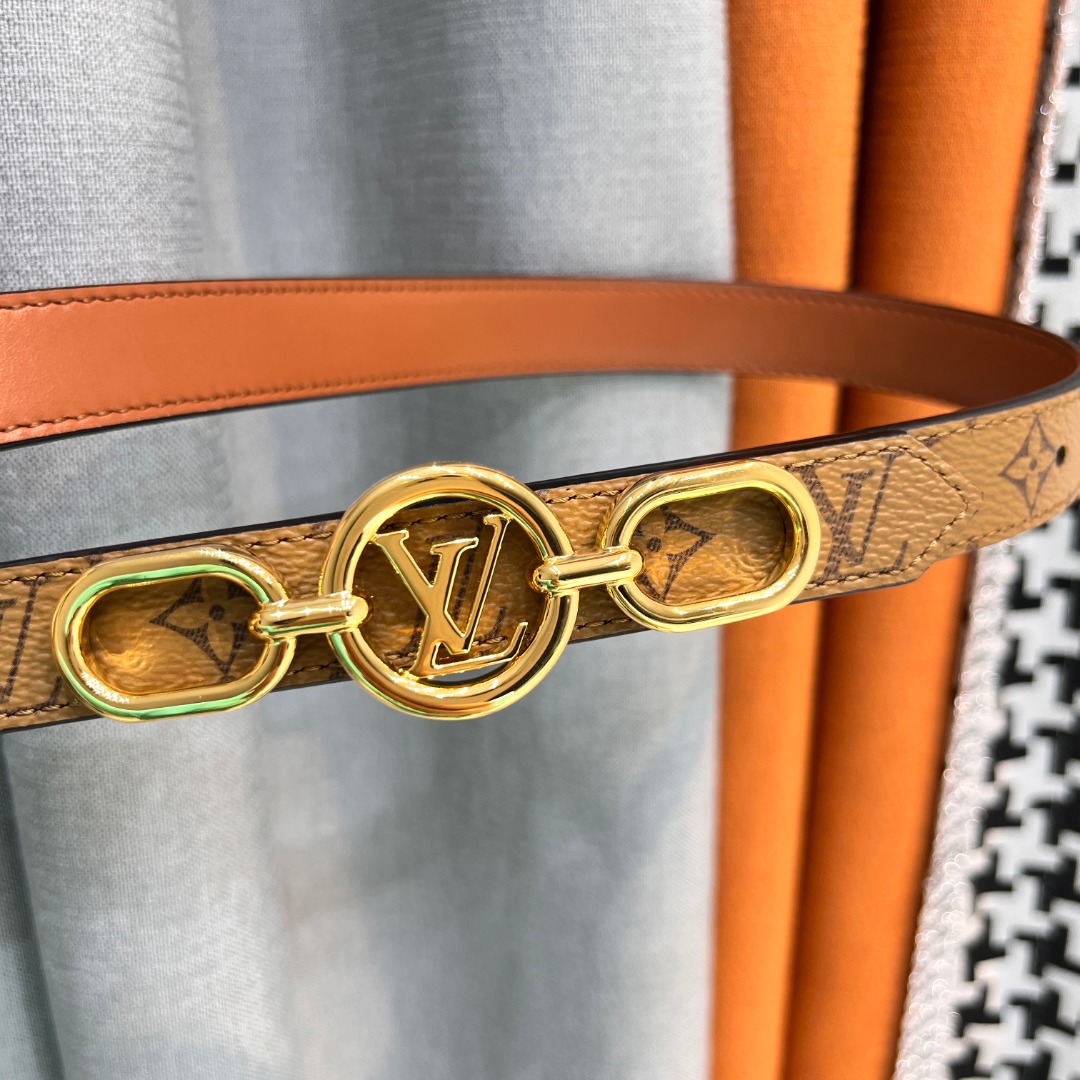 LV D1am0nd Plug Outlet