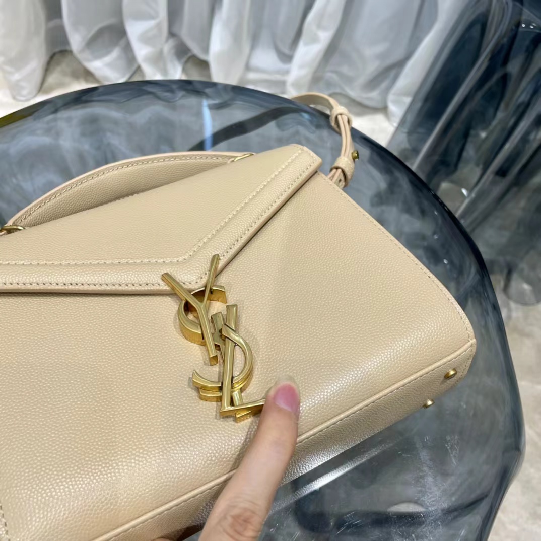 KATE MEDIUM REVERSIBLE CHAIN BAG