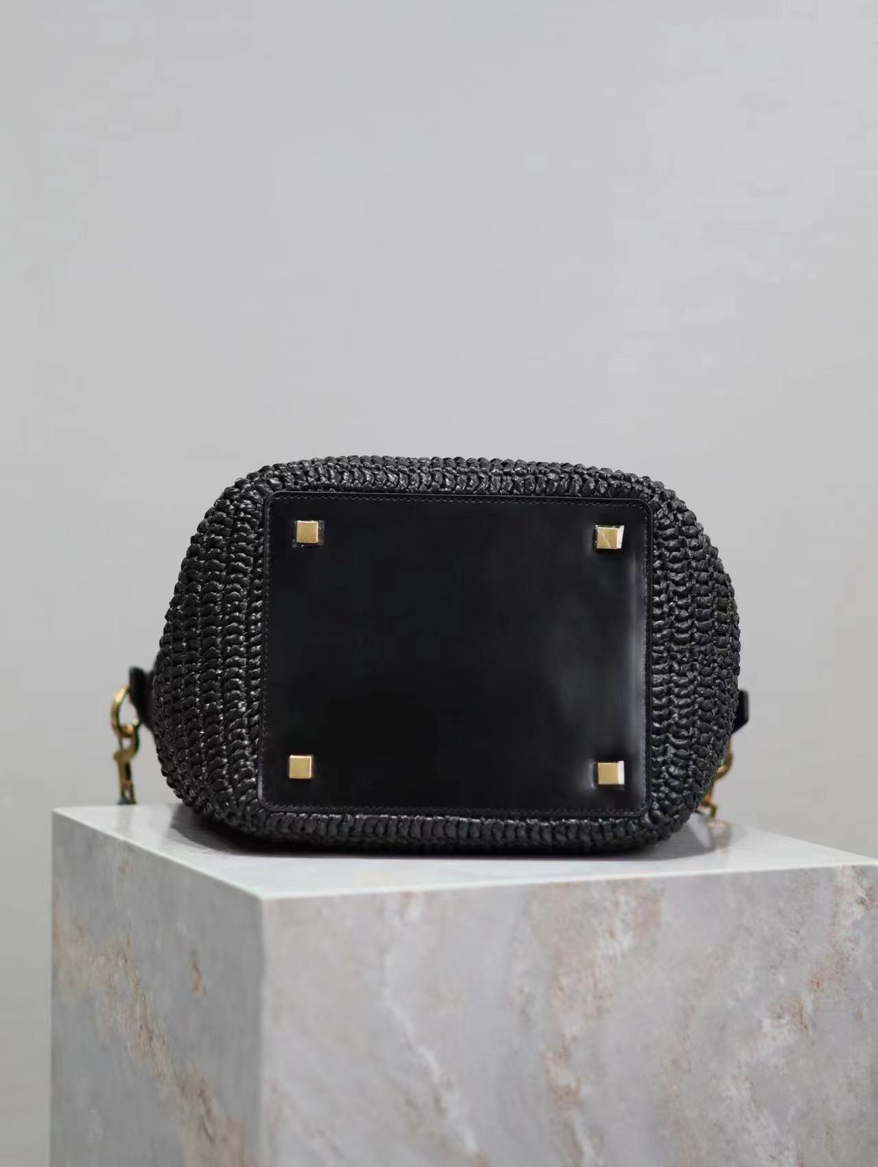 Sa1nt Lau*nt Le 37 leather-trimmed raffia bucket bag