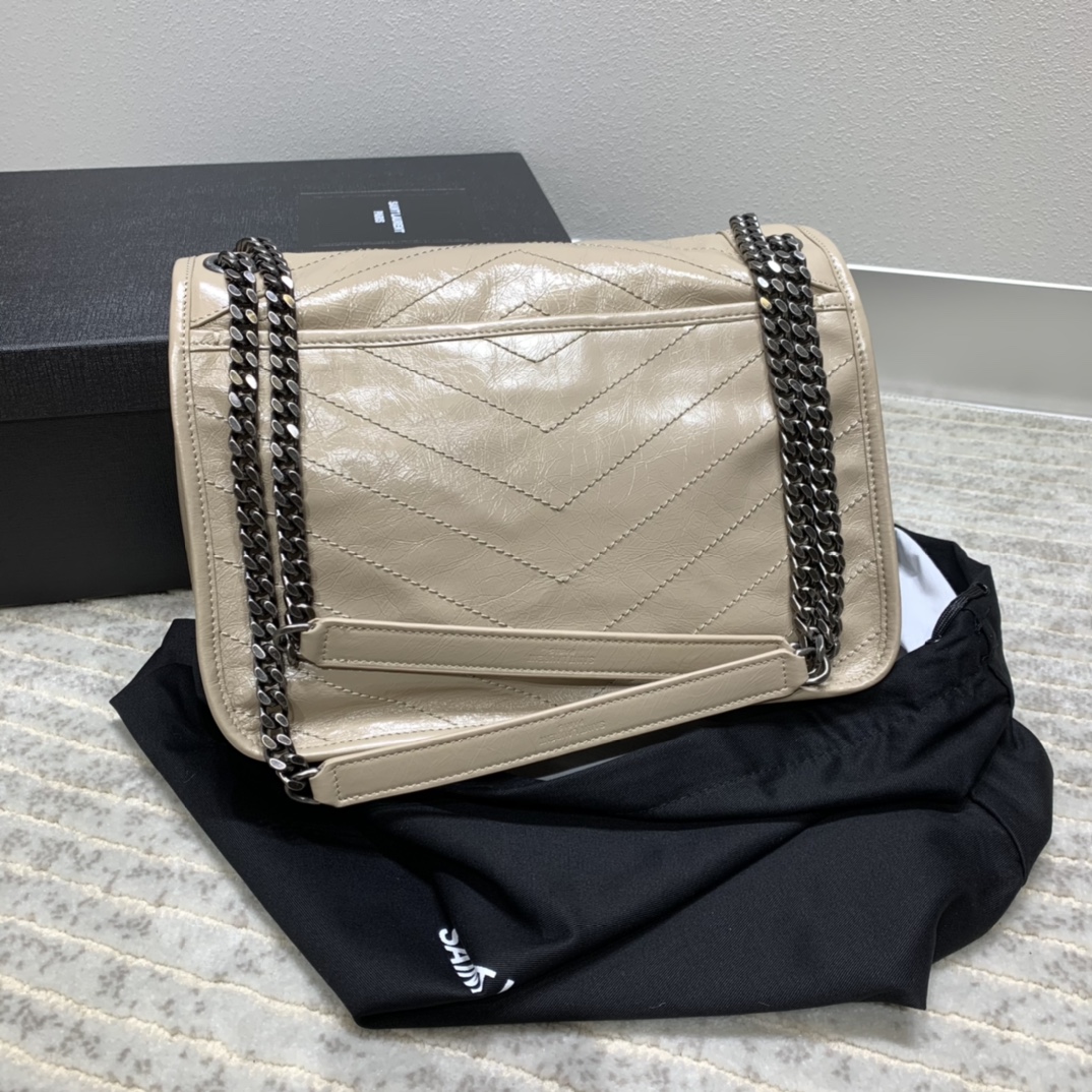 Y51 NIKI MEDIUM