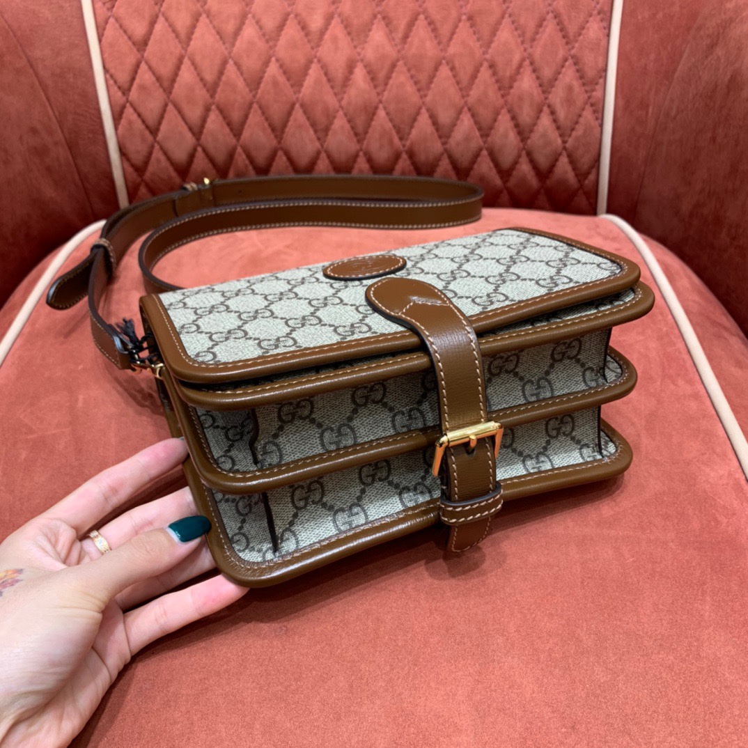 Gv*c1 Retro bag