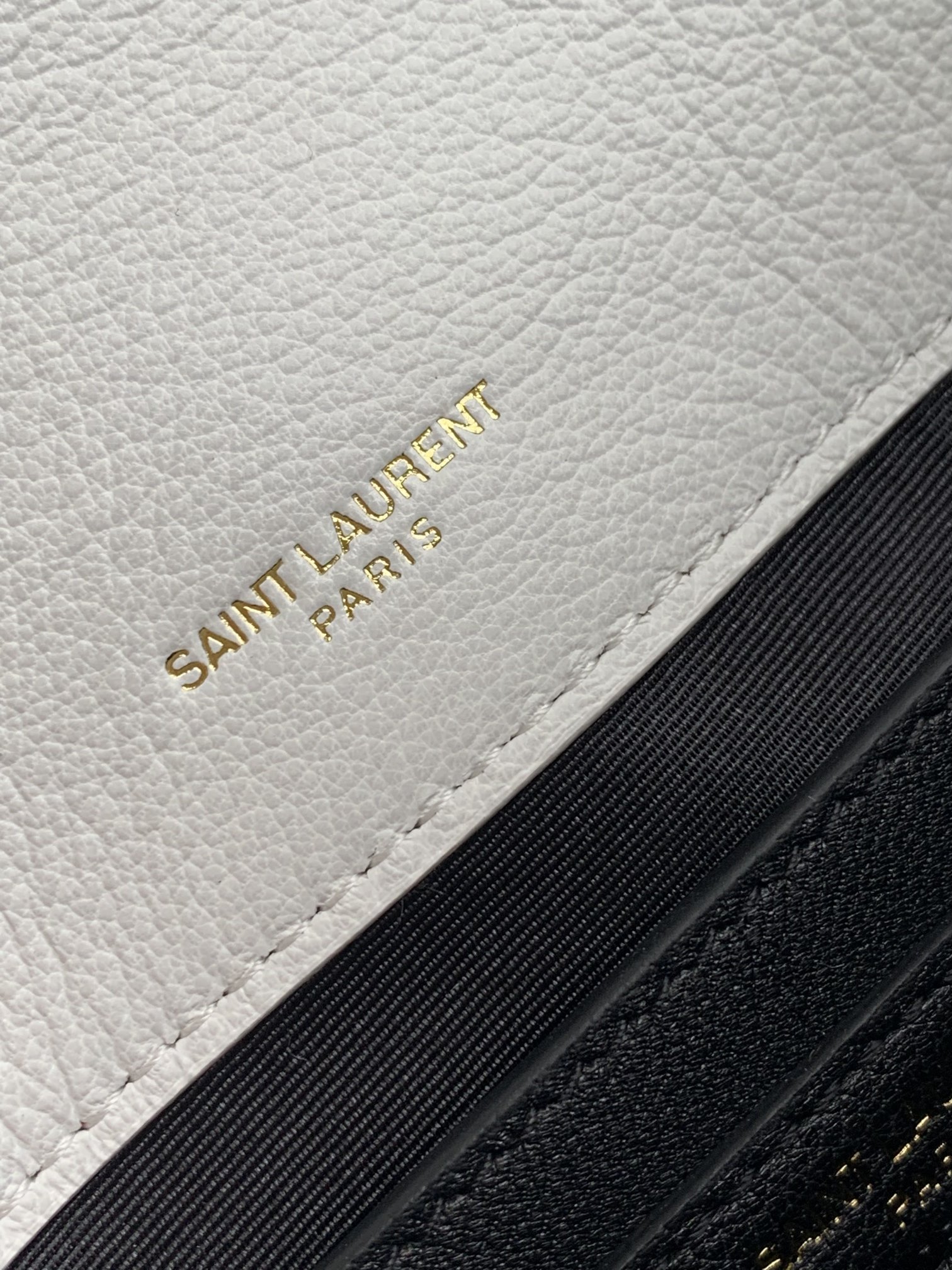 Sa1nt Lau*nt Medium Chain Bag
