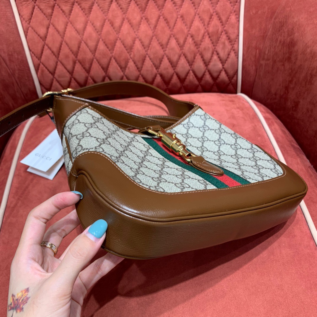 Gv*c1 Jackie bag