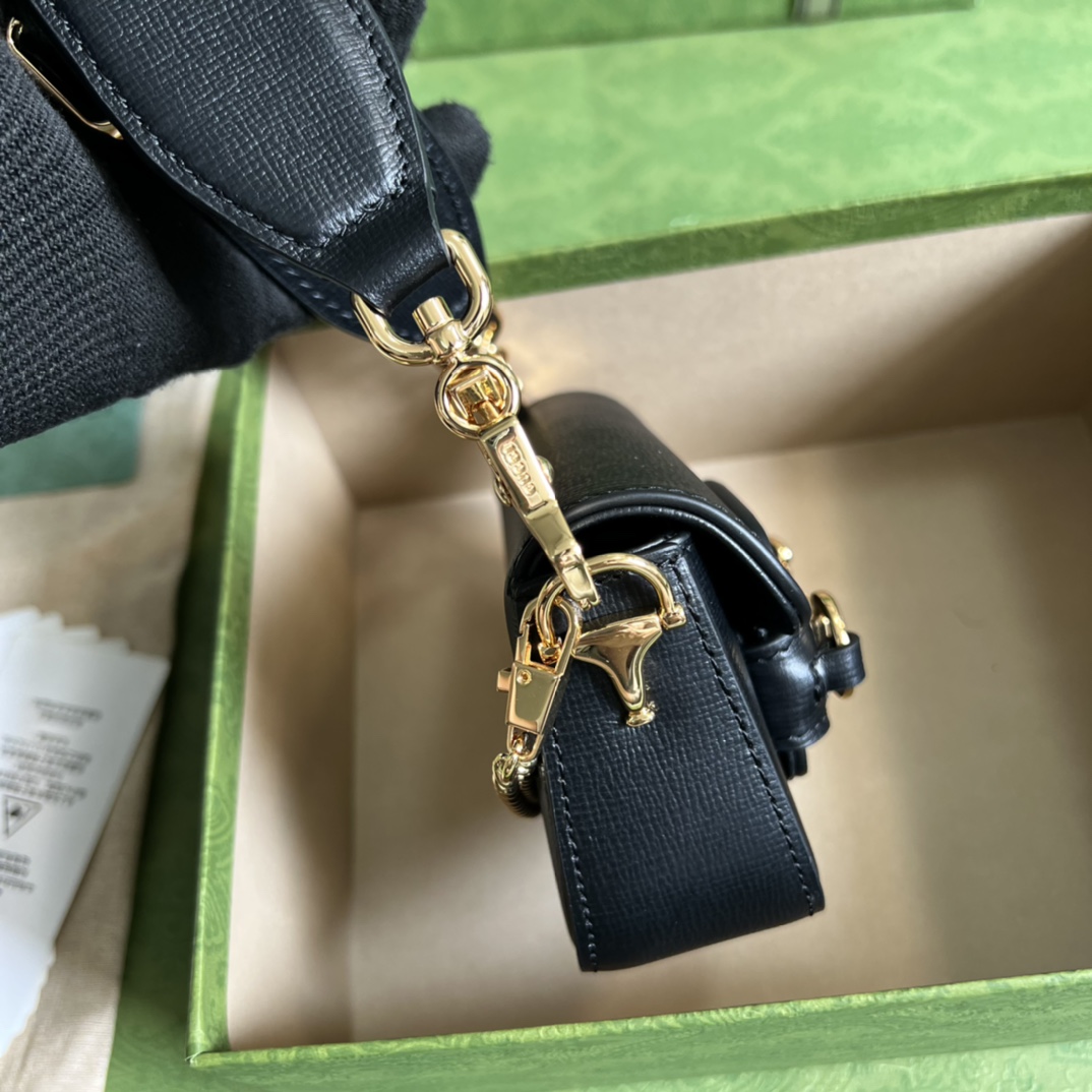Gvc*1 Horsebit 1955 strap wallet