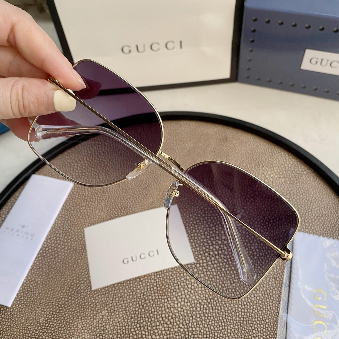 Women’s Metal Sunglasses