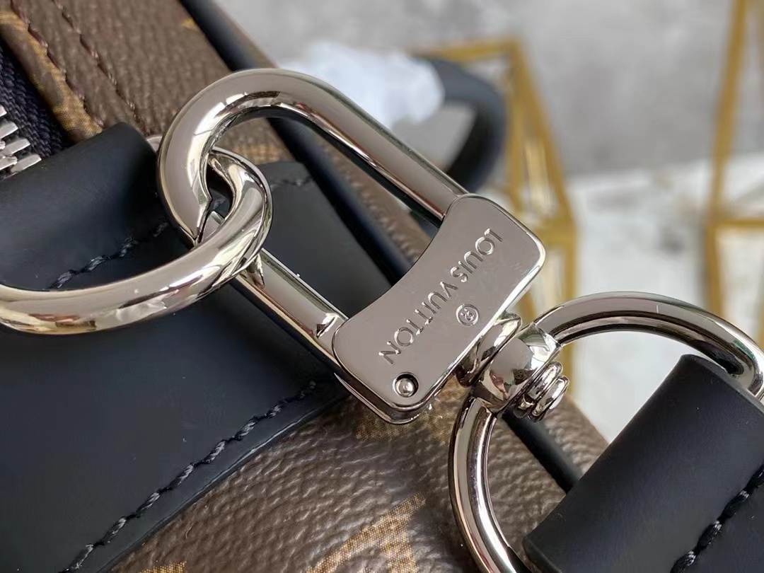 LV M54019 Porte-Documents