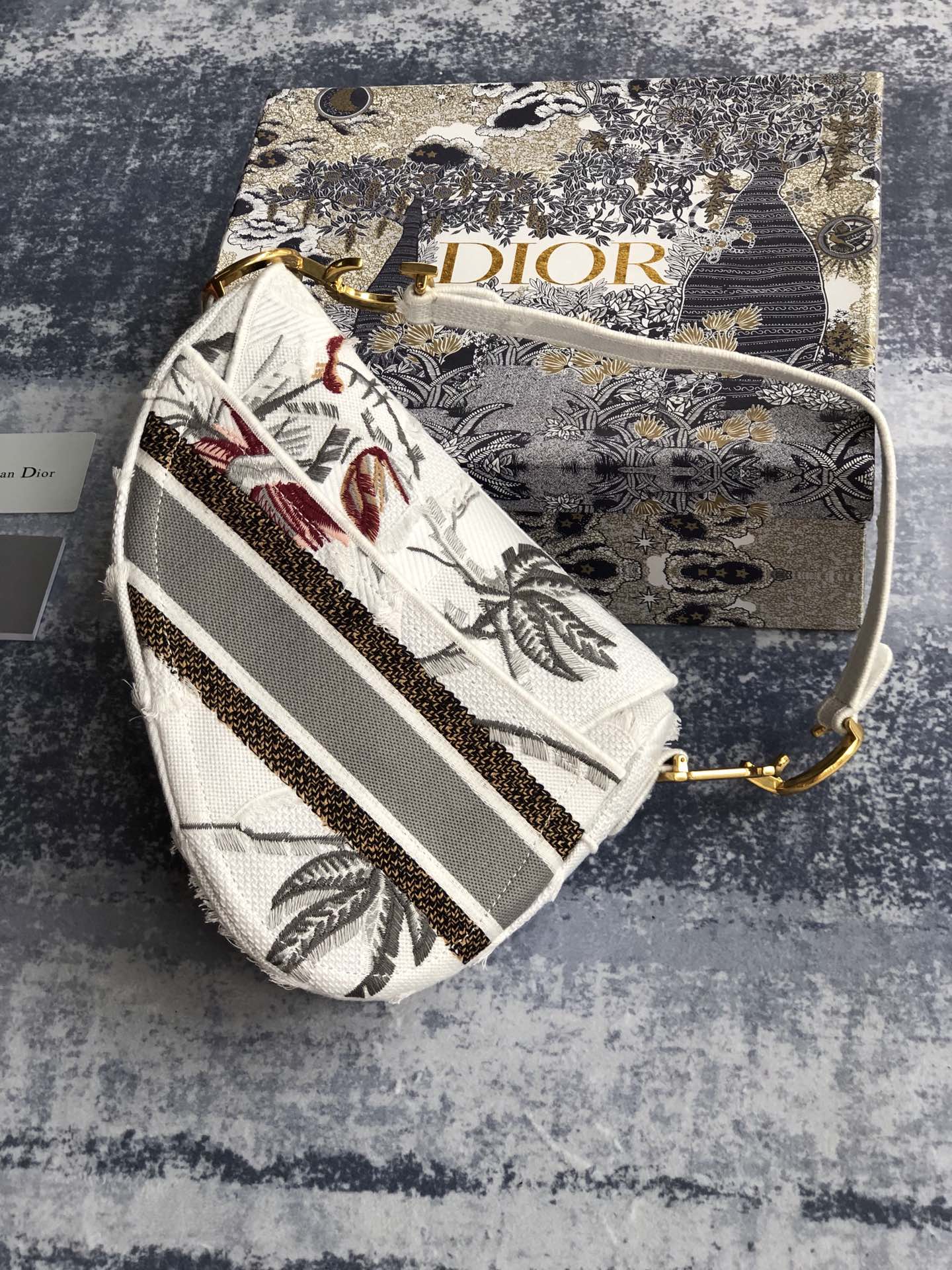 D10r Saddle Bag