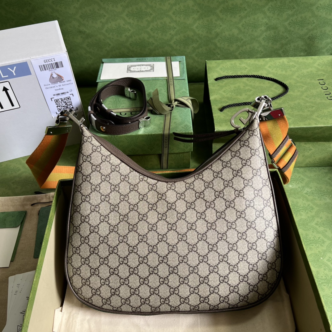 Gvc*1 Attache large shoulder bag