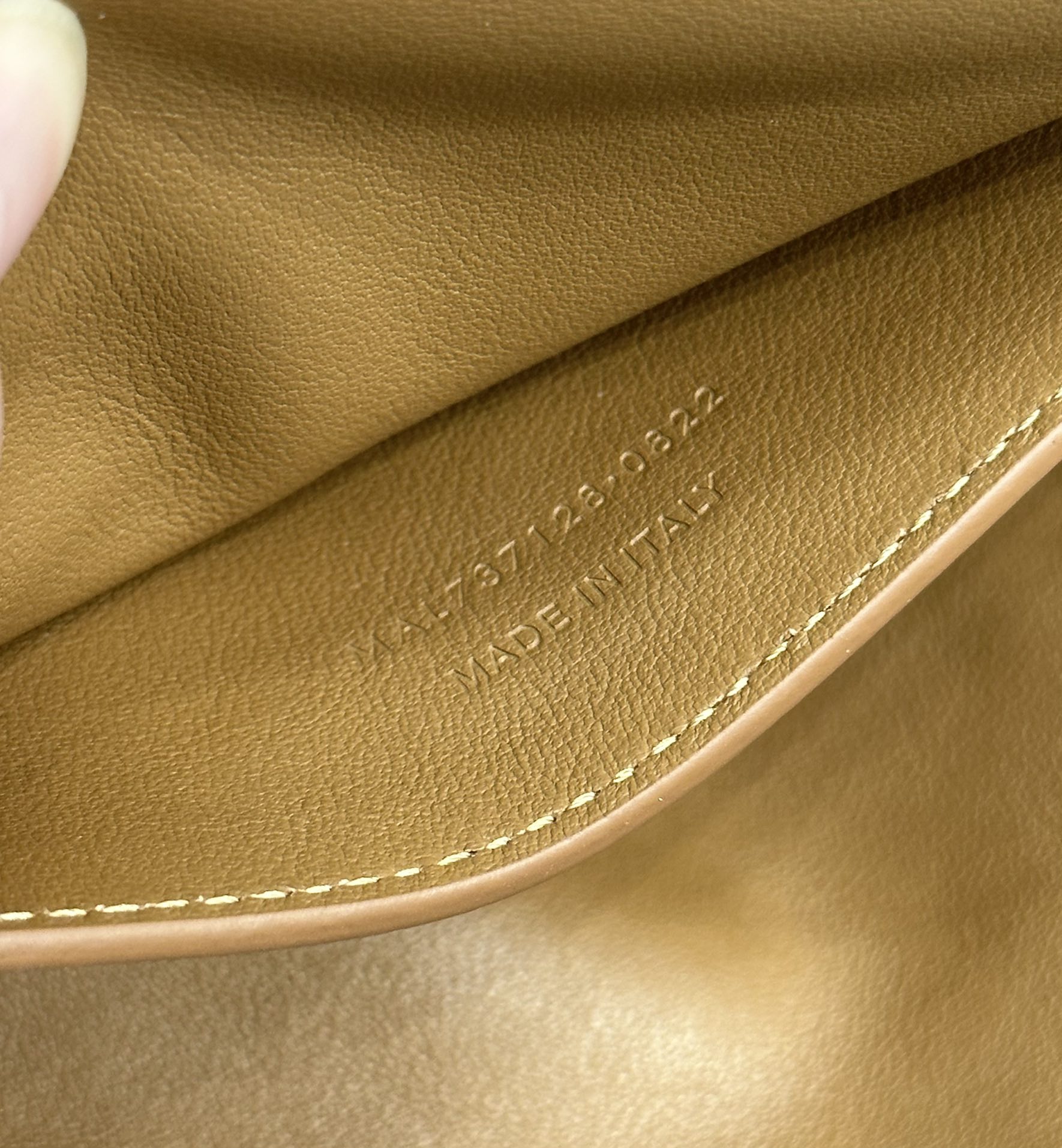 Sa1nt Lau*nt Kate Bag