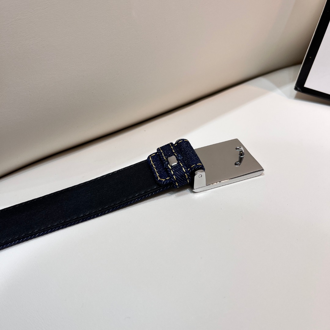 ch**el pre-owned 1990s cc turn-lock De*1m belt