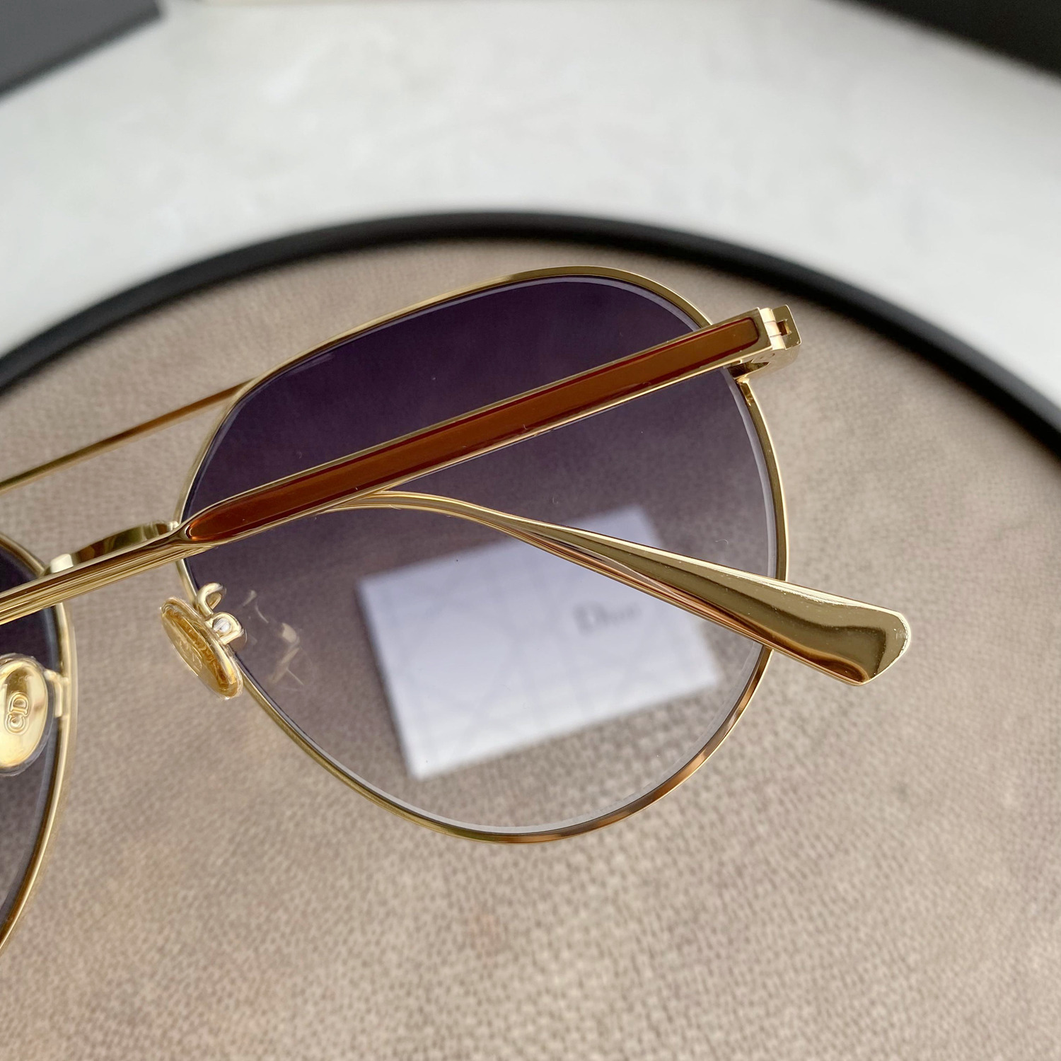 D10r Sunglasses