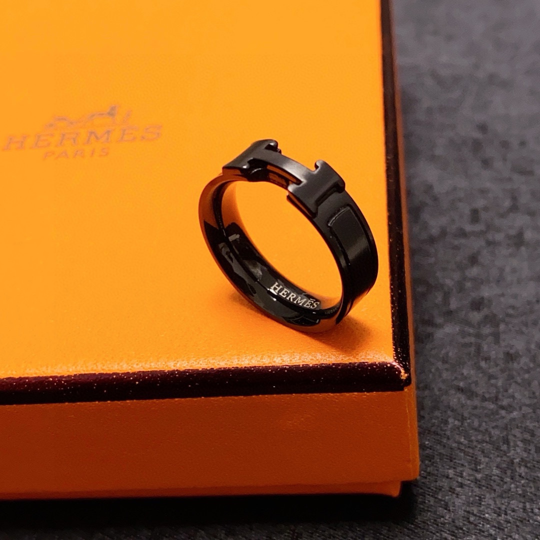 H**me5 H Ring Black Warrior