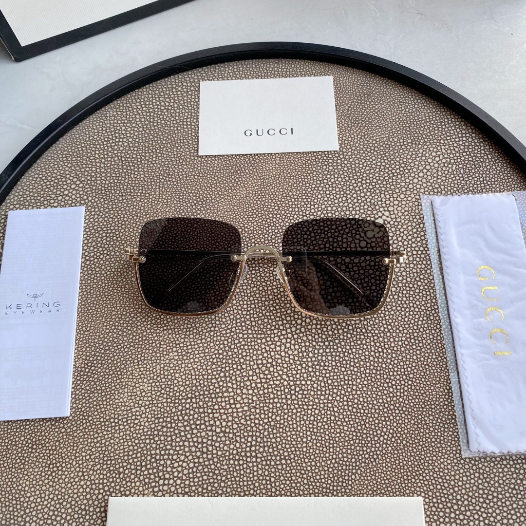 Gvc*1 EYEWEAR SUNGLASSES