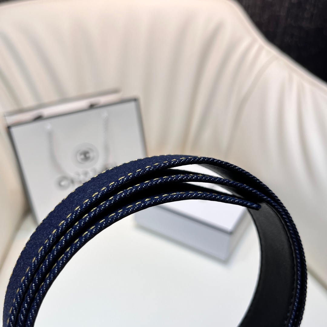ch**el pre-owned 1990s cc turn-lock De*1m belt