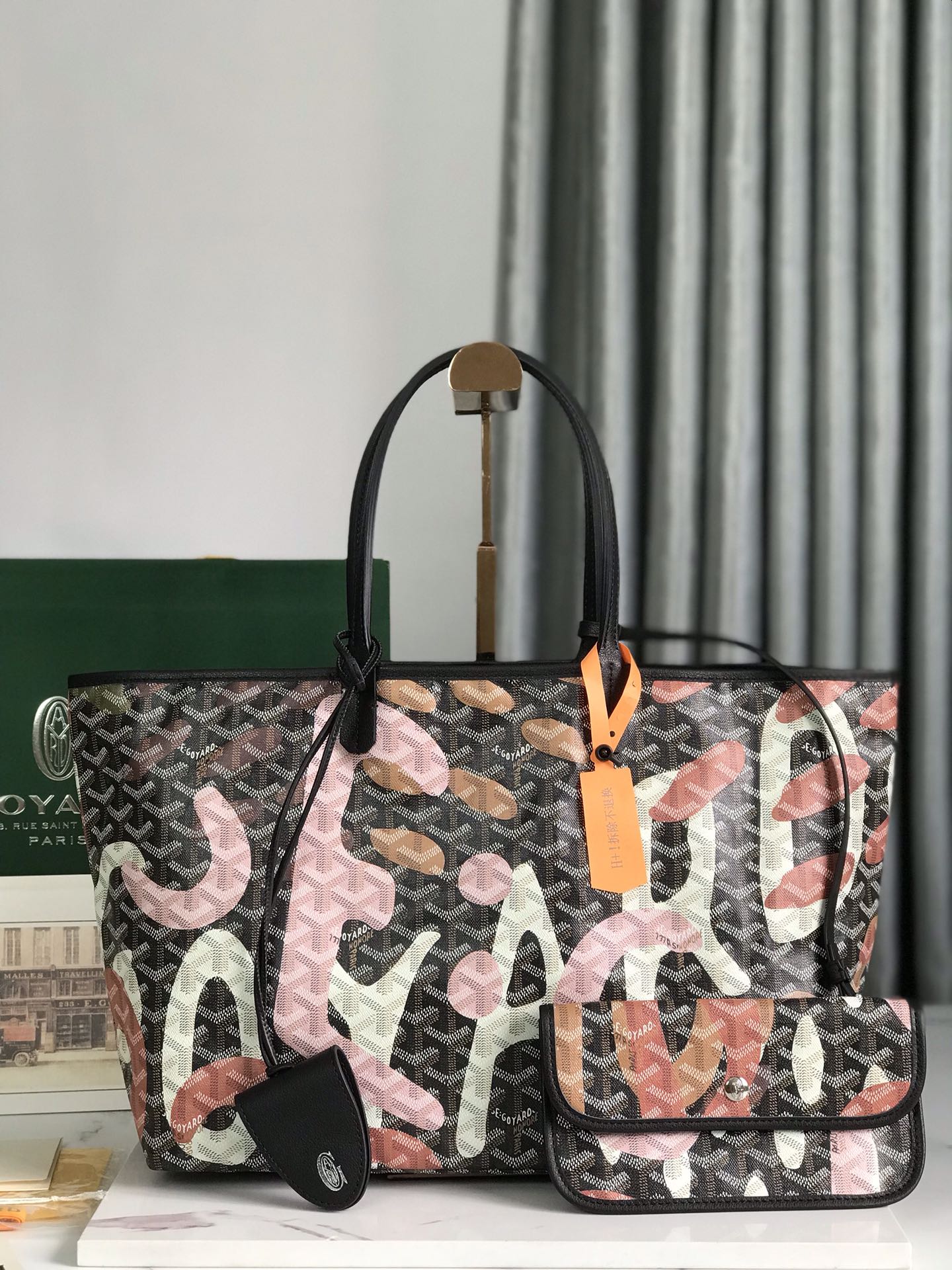 SAINT L0vis Tote bag