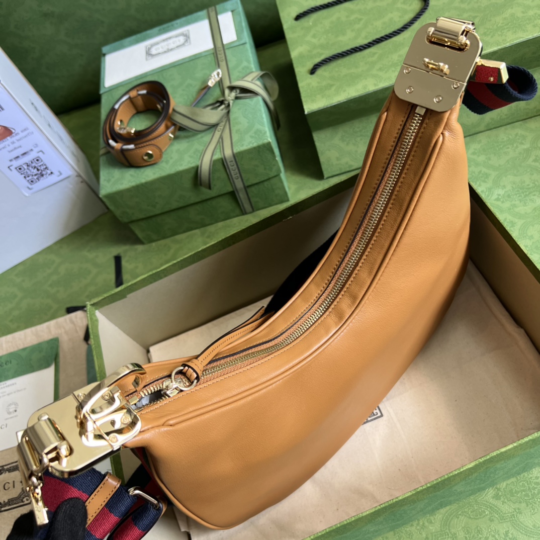 Gvc*1 Attache large shoulder bag