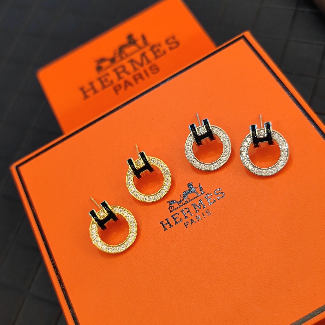 H**me5 H Earrings