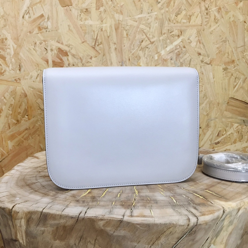 Ce1i*e BOX