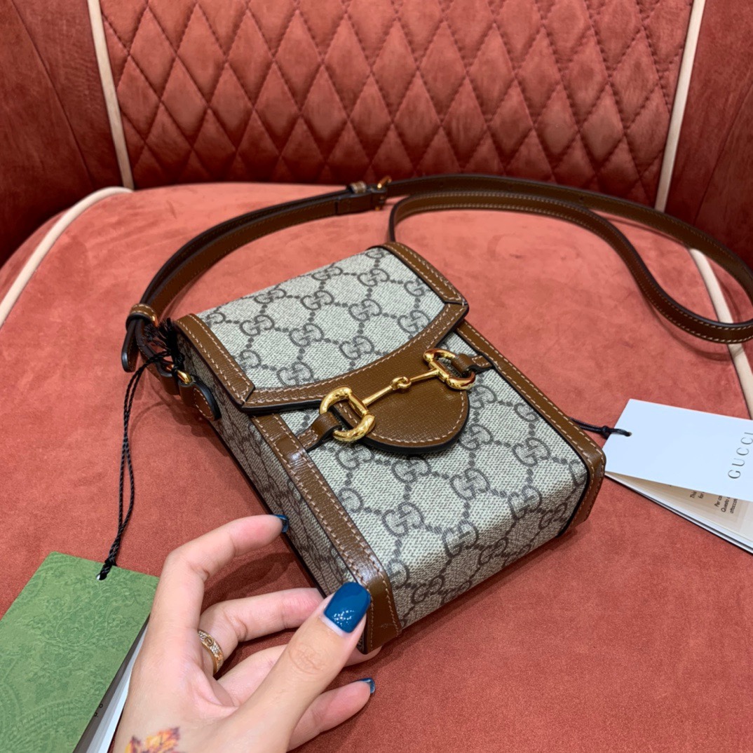 Horsebit bag