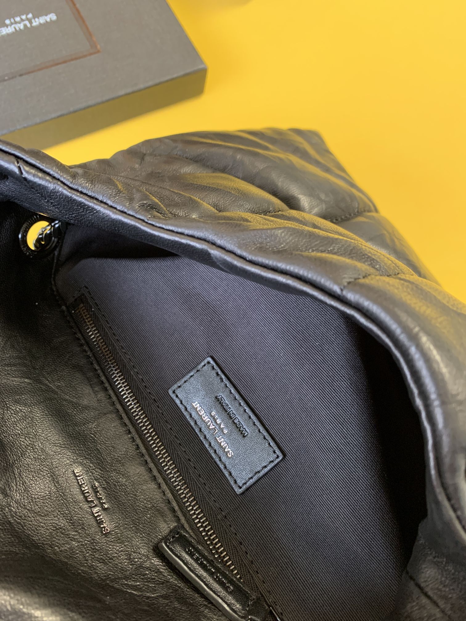 puffer medium chain bag in De*1m and smooth leather
