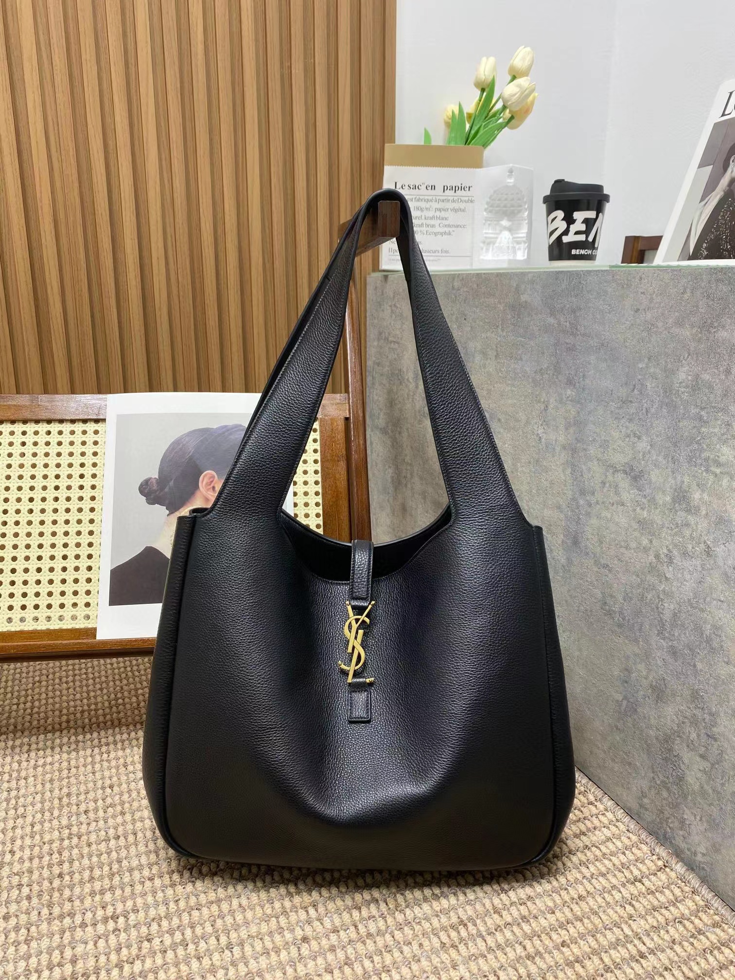 Y51 BEA IN GRAINED LEATHER