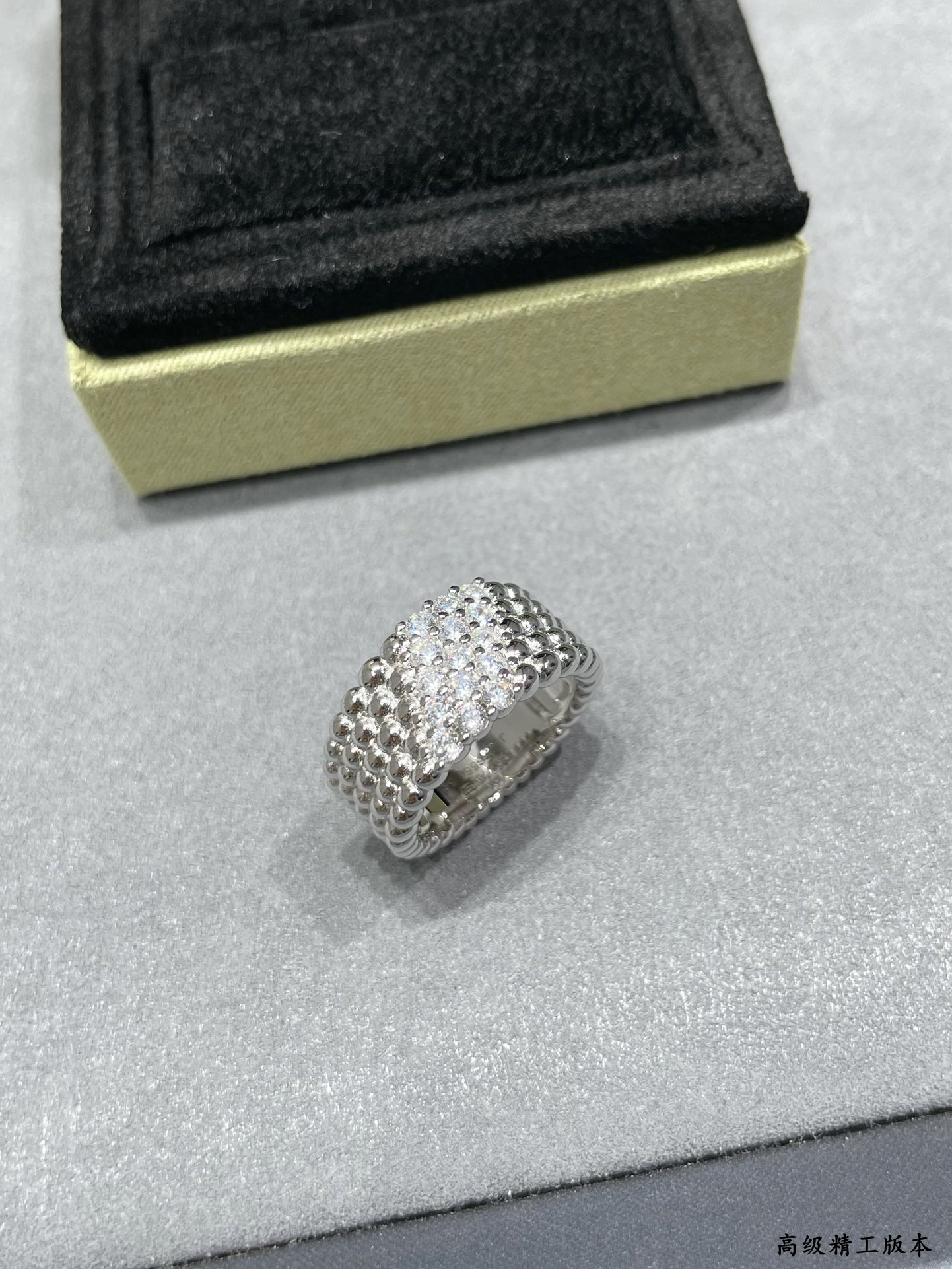 V*n Cl**f & Arpels VCA Ring