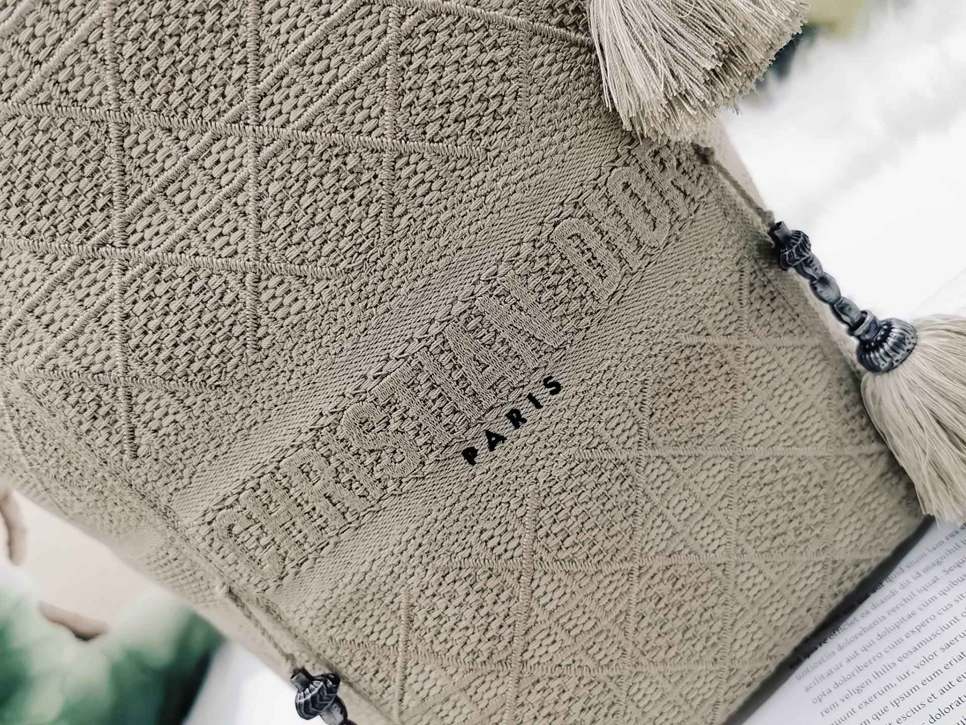 D10r bubble paisley print Bucket