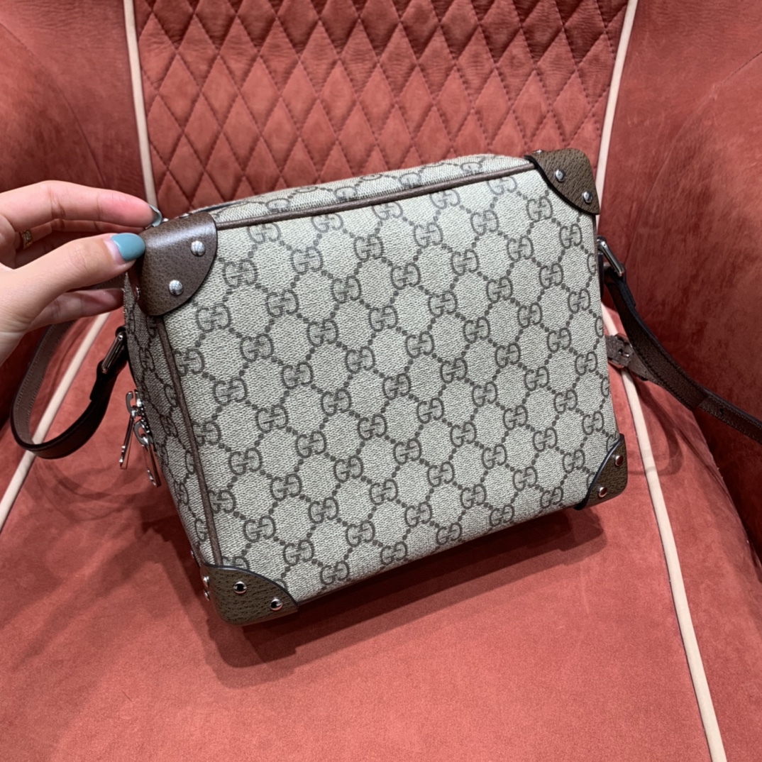Gvc*1 Soft Trunk