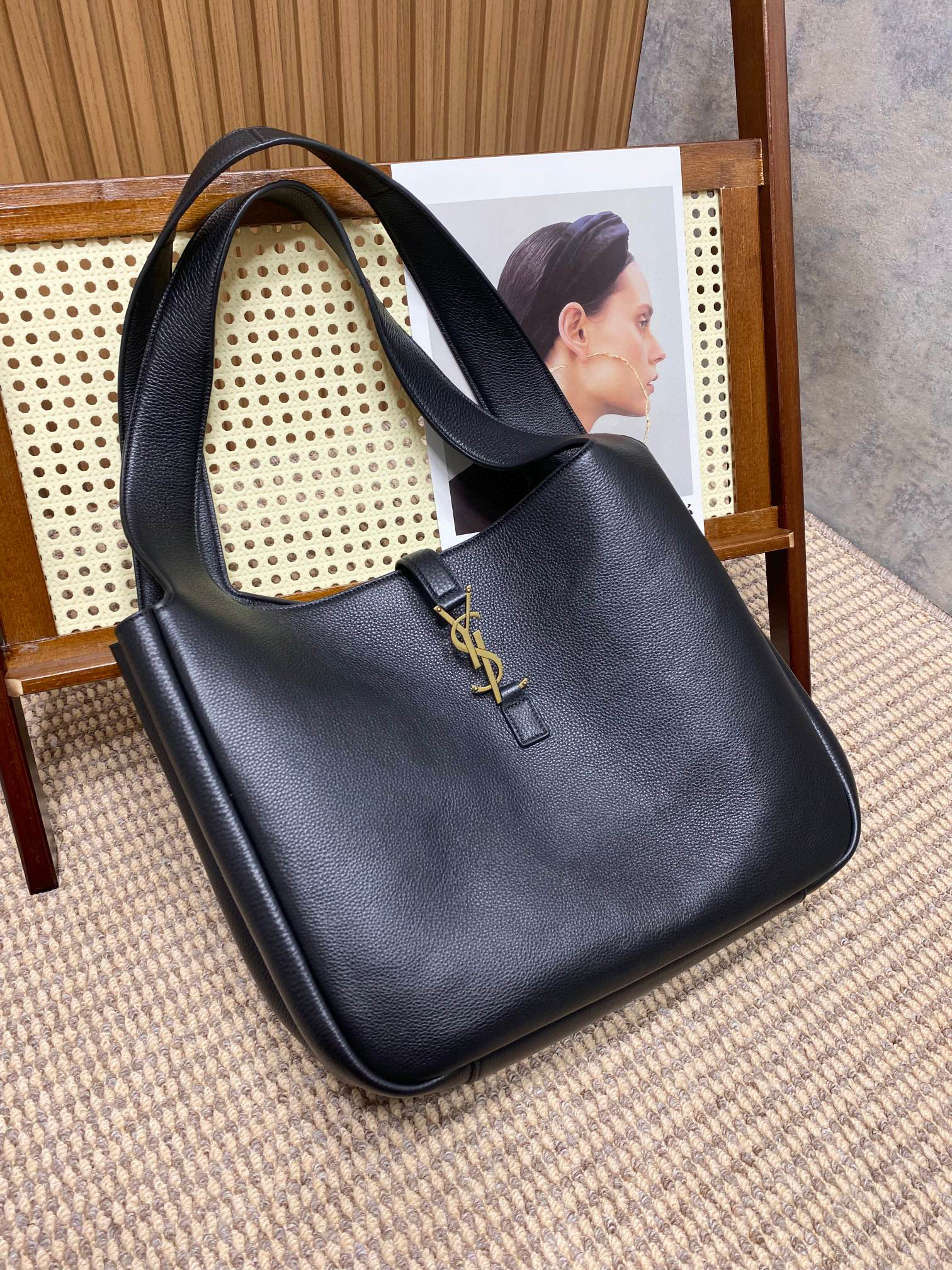 Y51 BEA IN GRAINED LEATHER