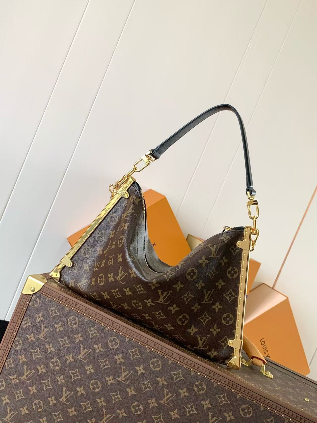 L0vis Vvtt0n Lucky Trunk Monogram