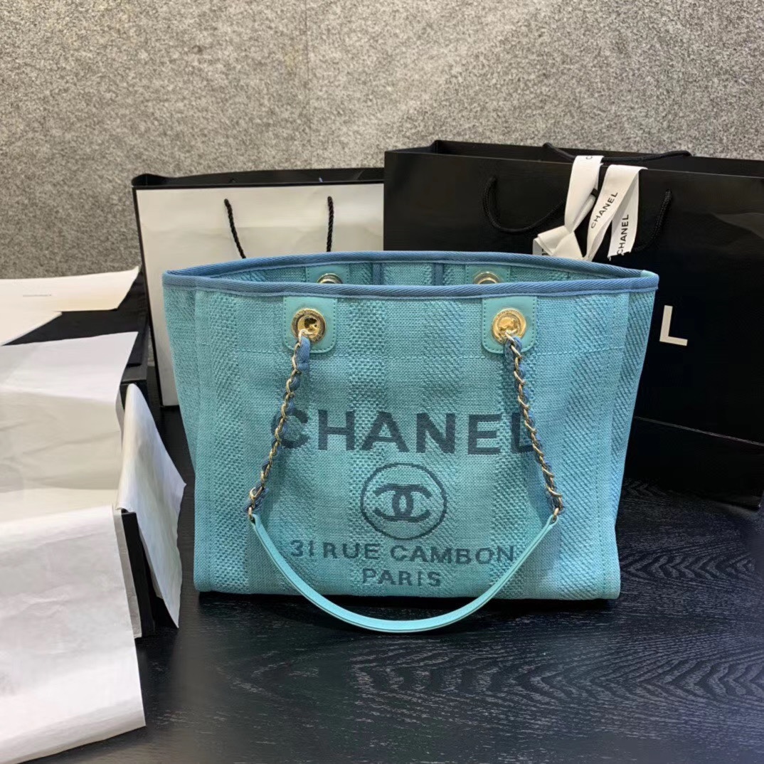 Ch**el Tote