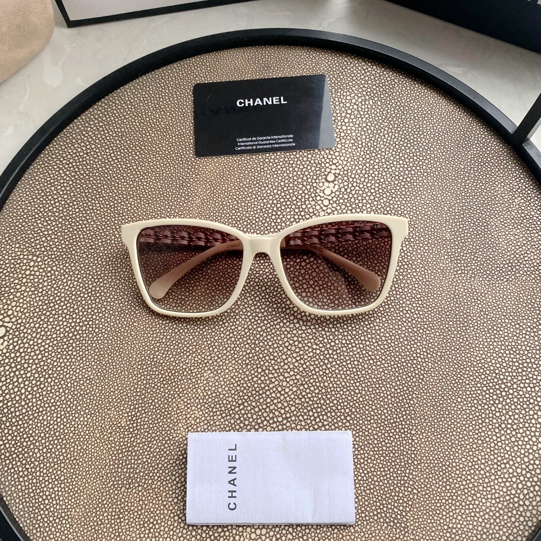 Ch**el Sunglasses