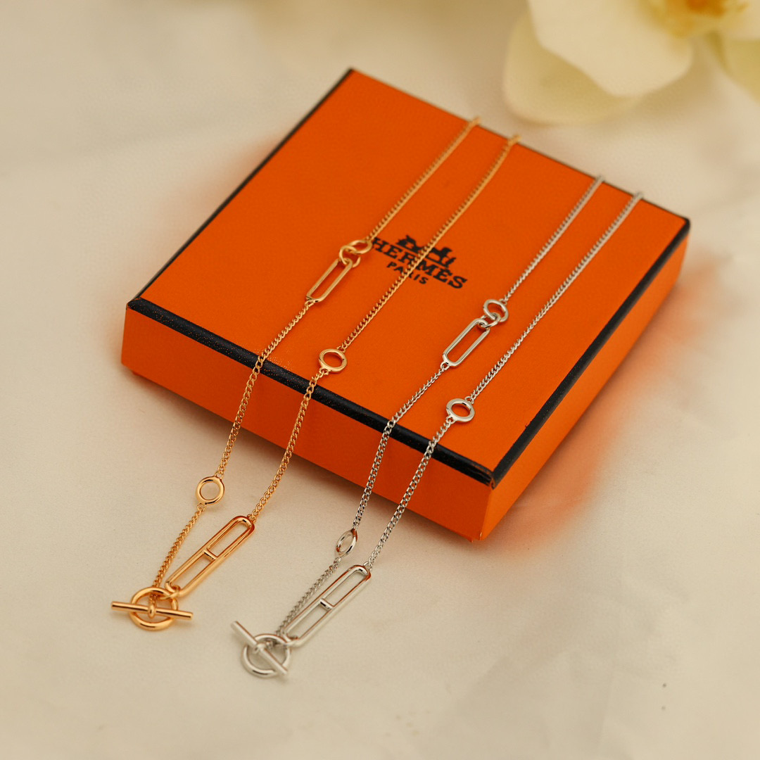 H**me5 Chaine d’Ancre Long Necklace