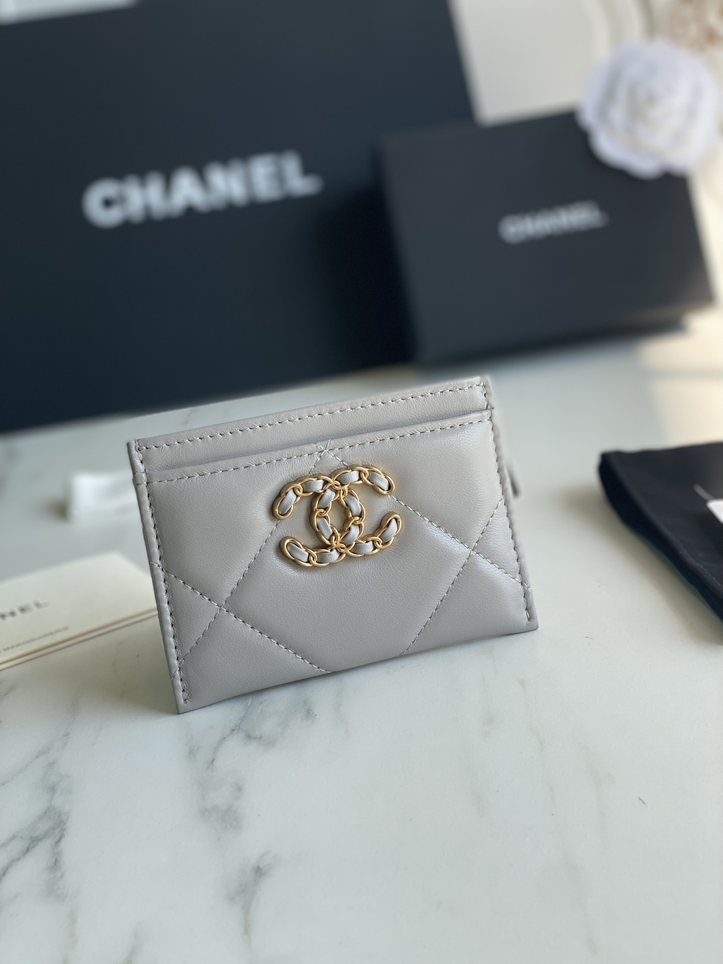 Ch**el 19 CARD HOLDER