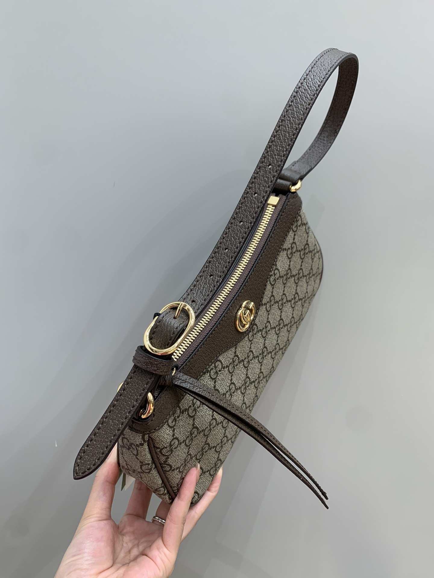 Ophida shoulder bag