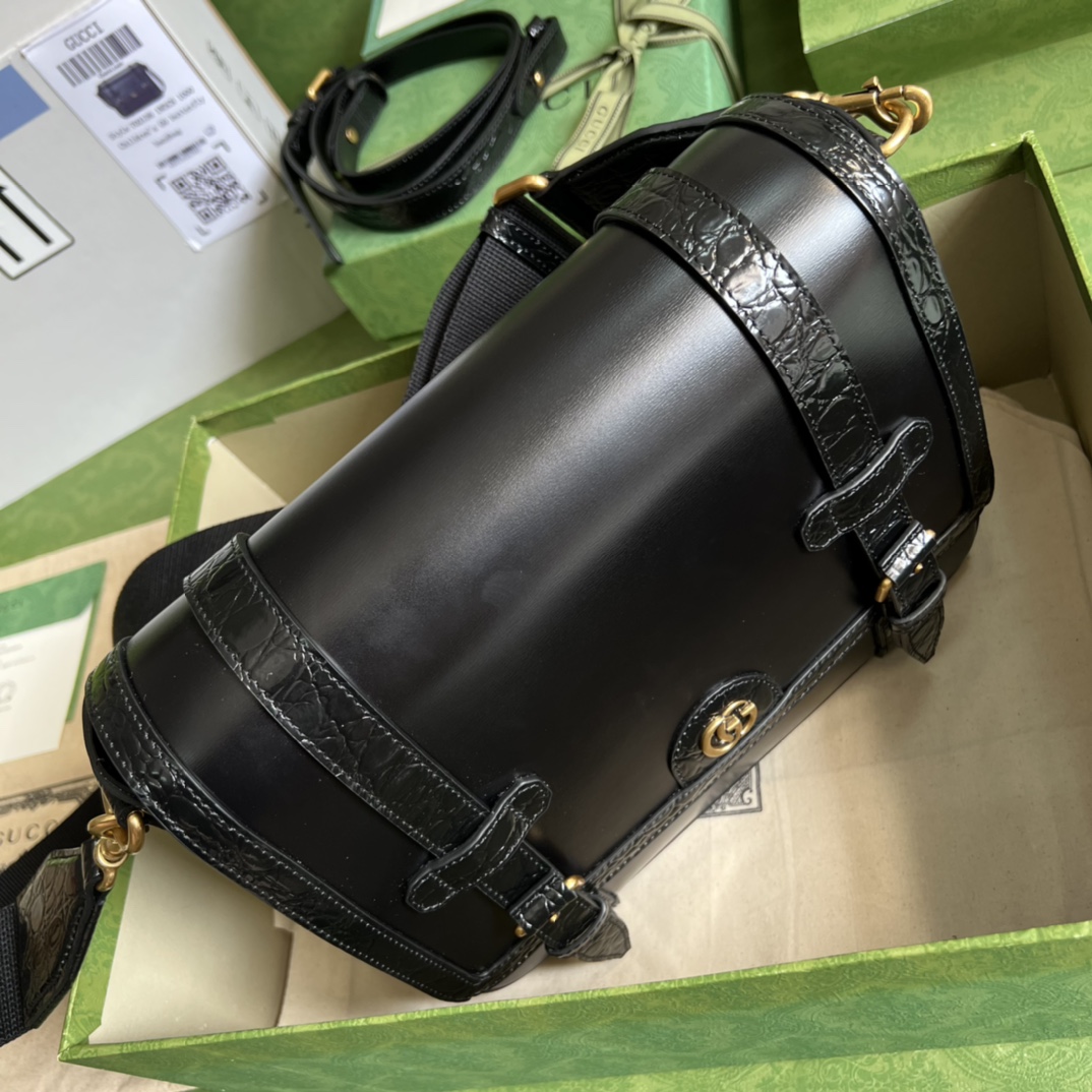 GG leather bag