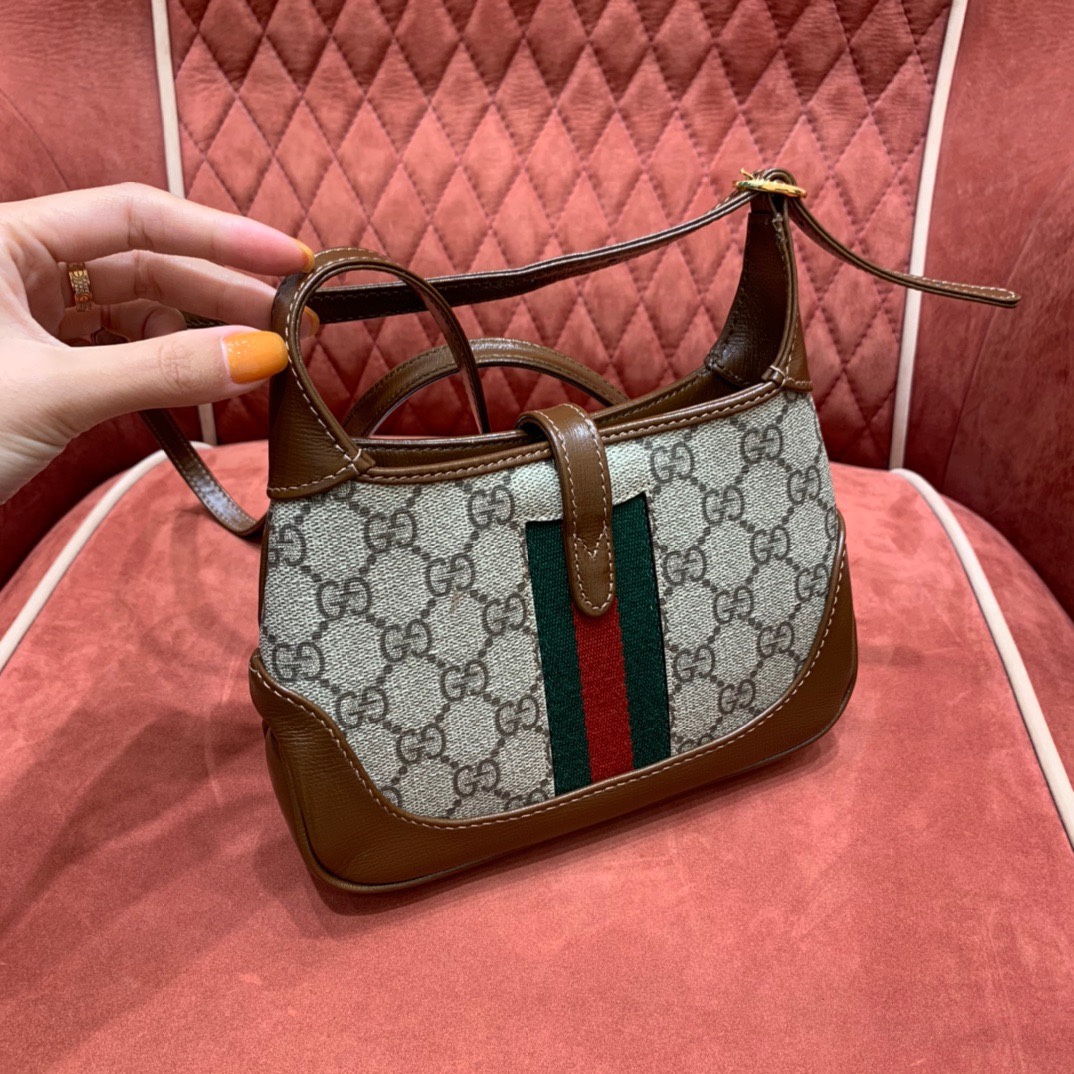 Gv*c1 Jackie bag