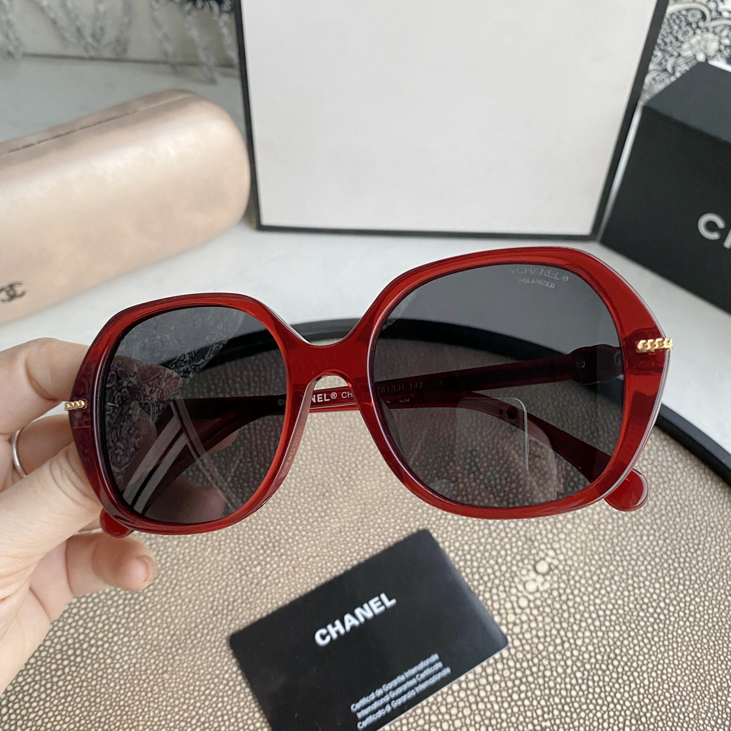 Round Sunglasses