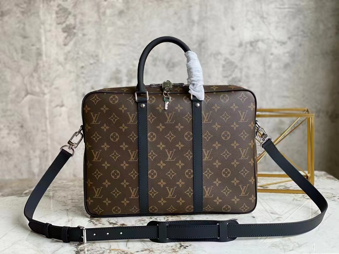 LV M54019 Porte-Documents