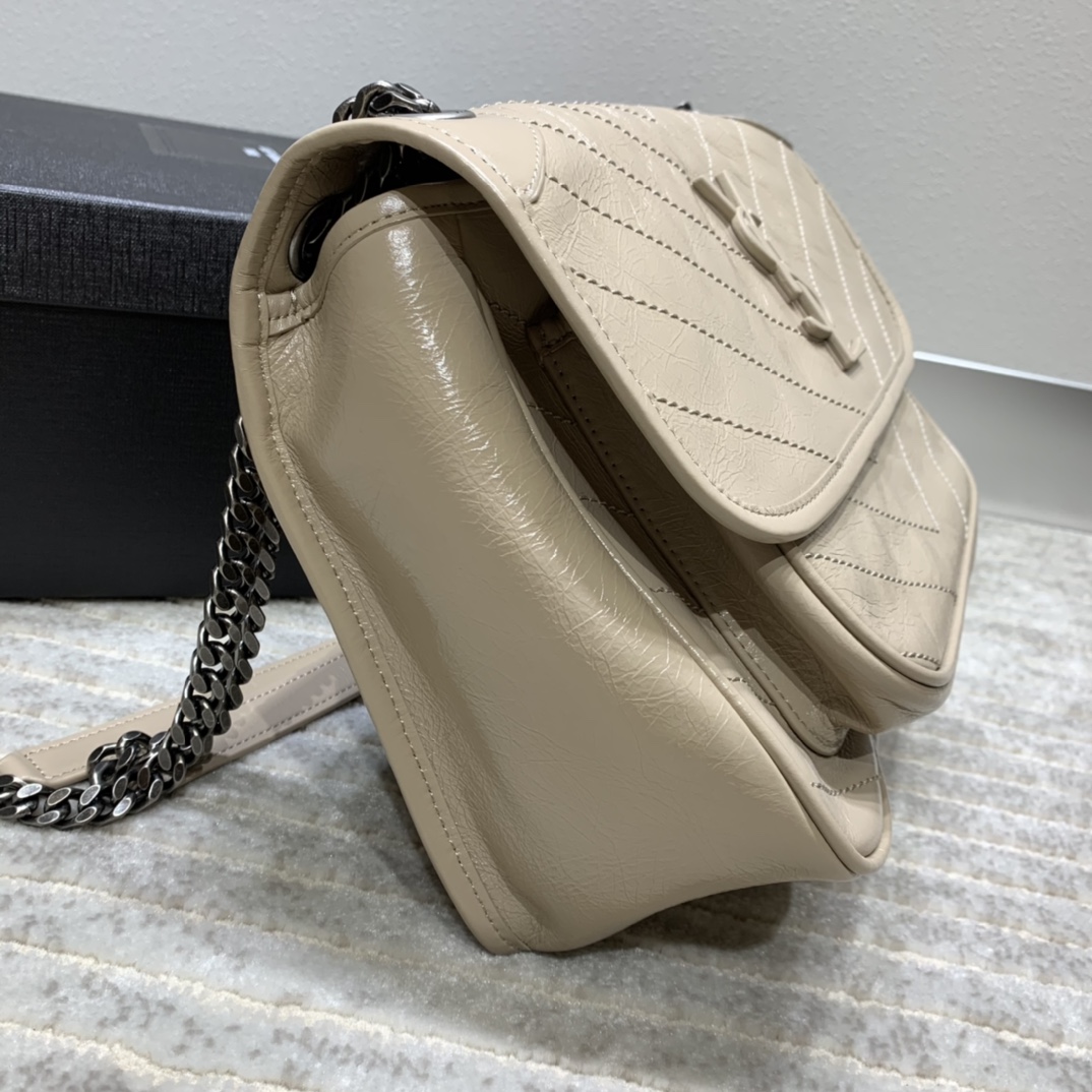 Y51 NIKI MEDIUM