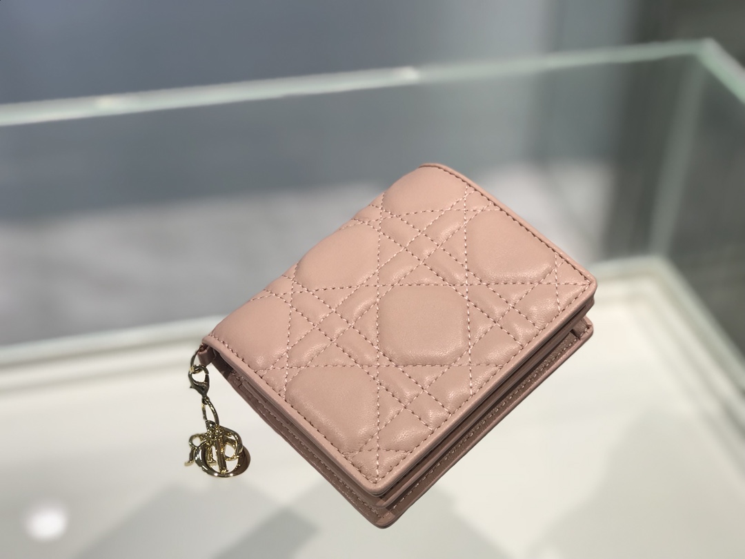 D10r Cannage Wallet
