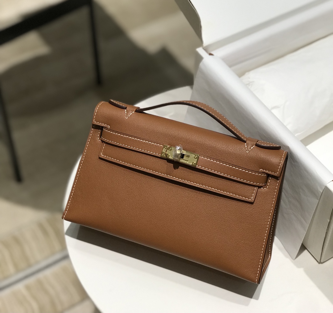 H**me5 Kelly Pochette