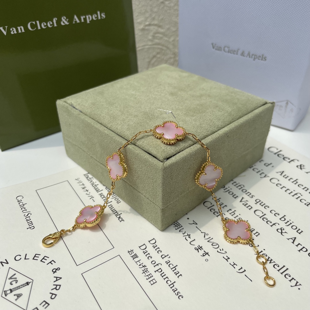 V*n Cl**f Vintage Alhambra Bracelet
