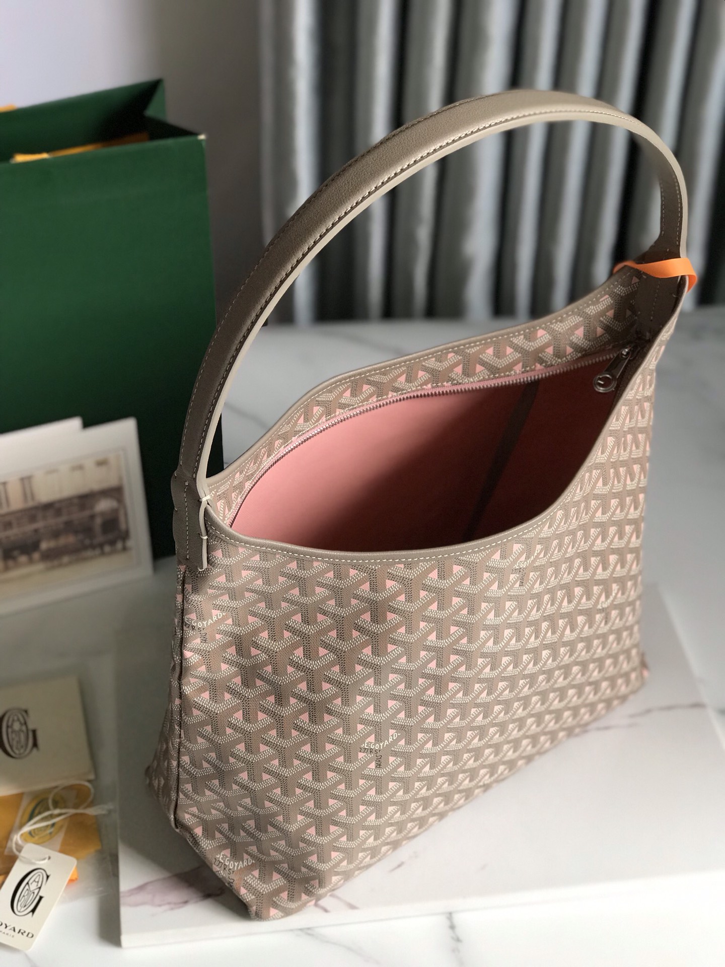 G09ard Hobo Bohème
