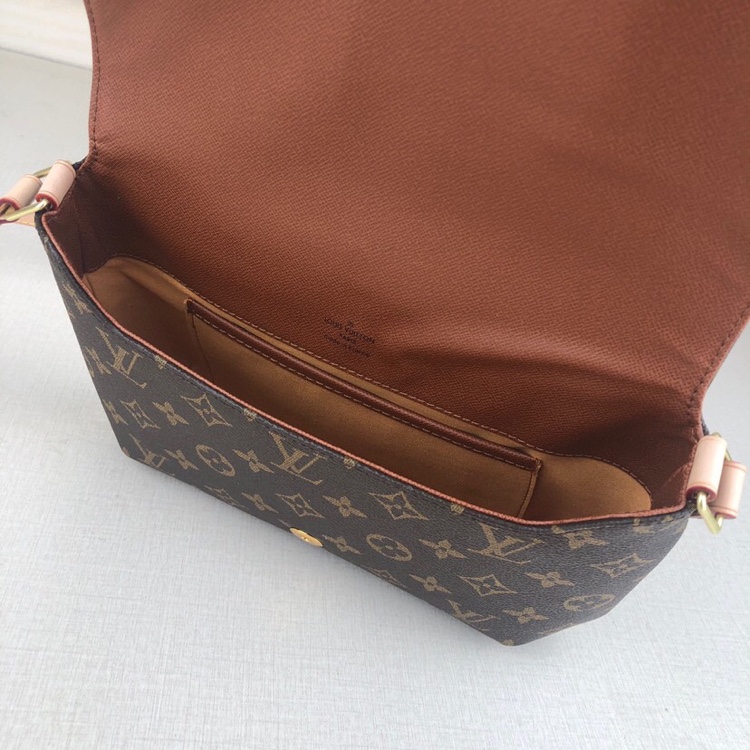 L0vis Vvtt0n Musette Tango Short Shoulder Bag