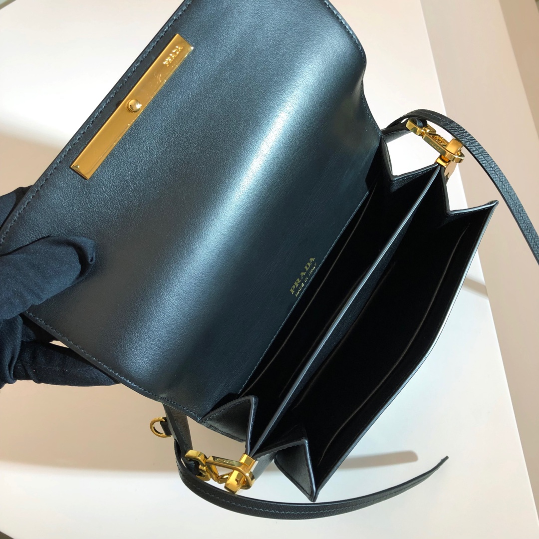 Sybille Leather bag