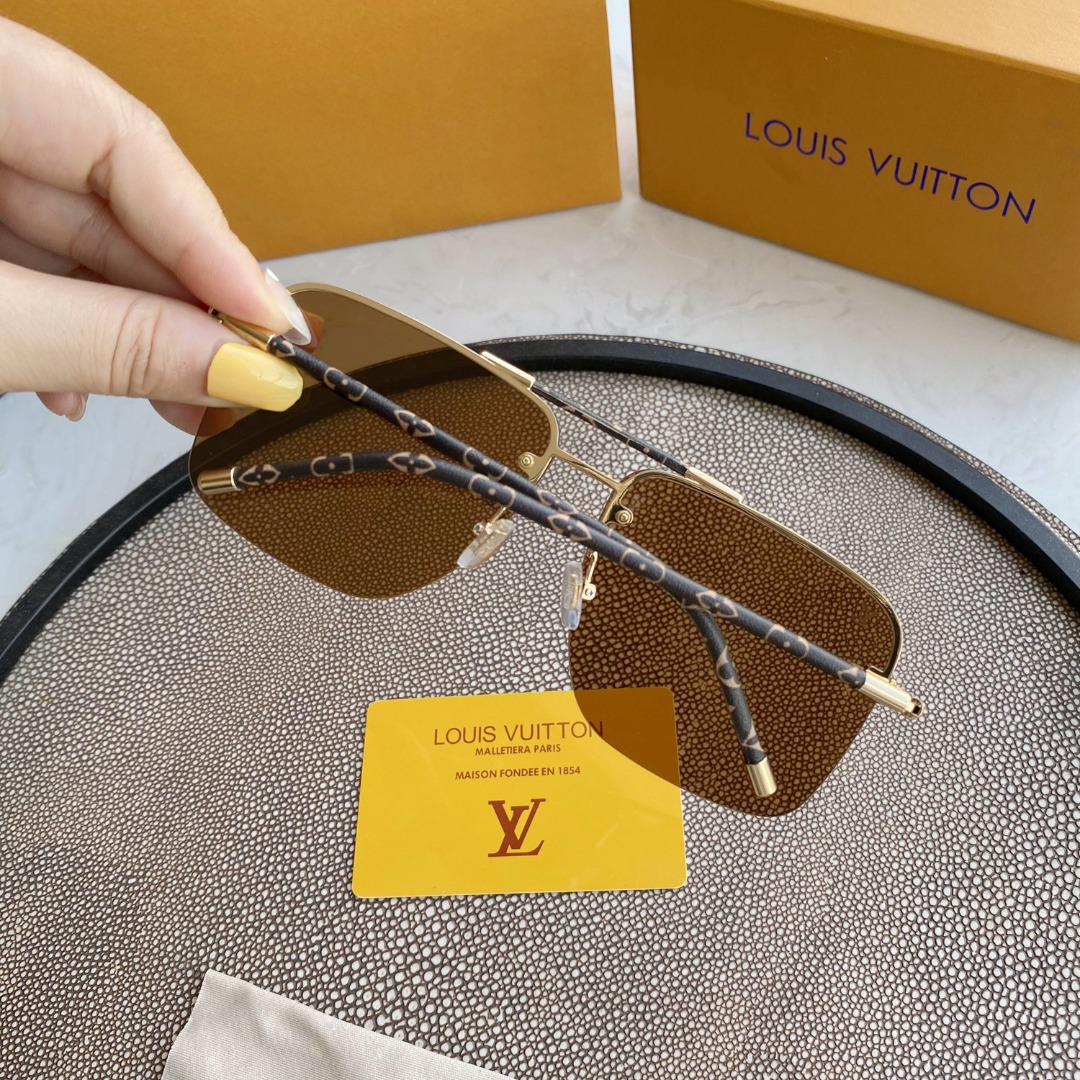 Sa1nt Lau*nt EYEWEAR