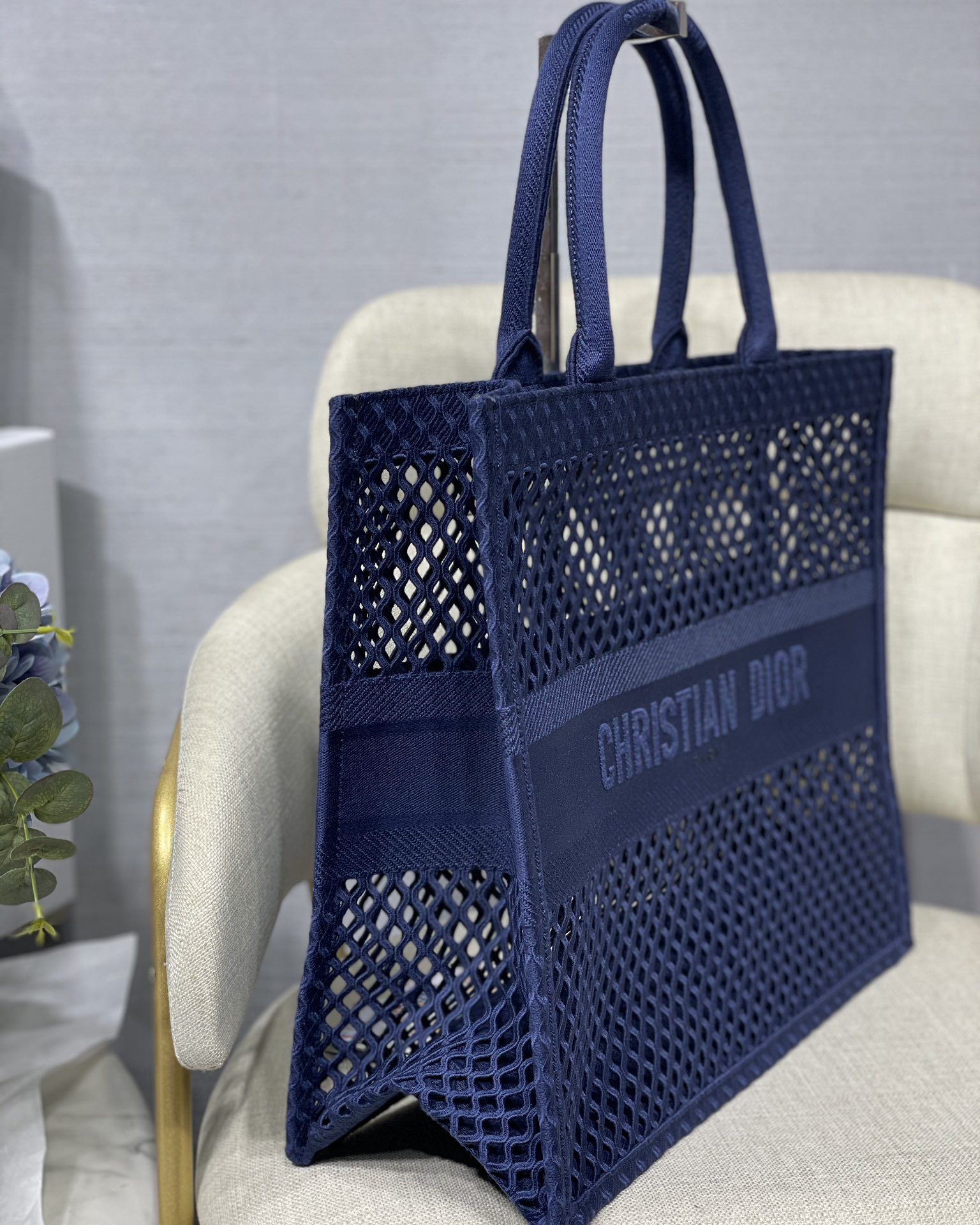 D10r BOOK TOTE