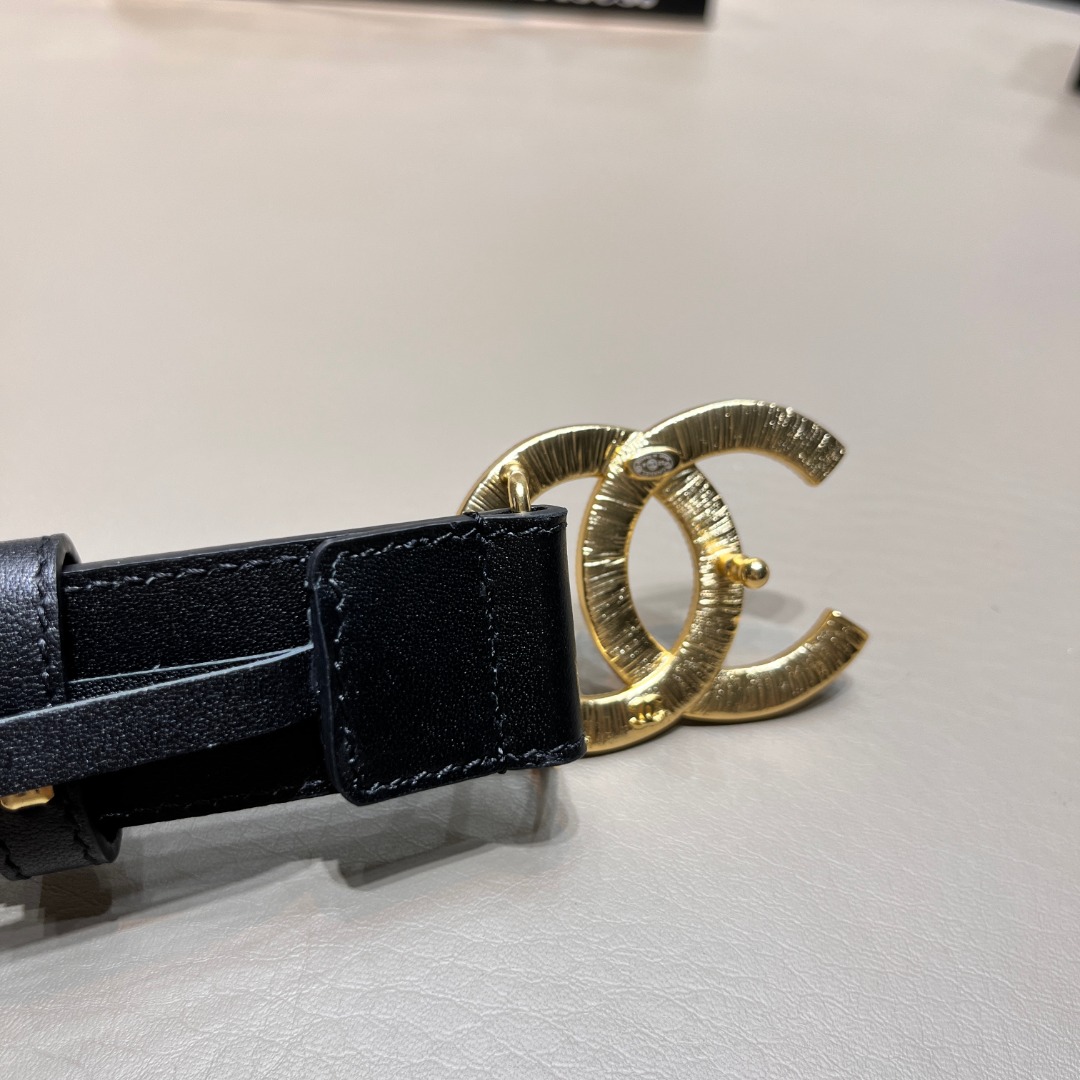 Ch**el belt 12